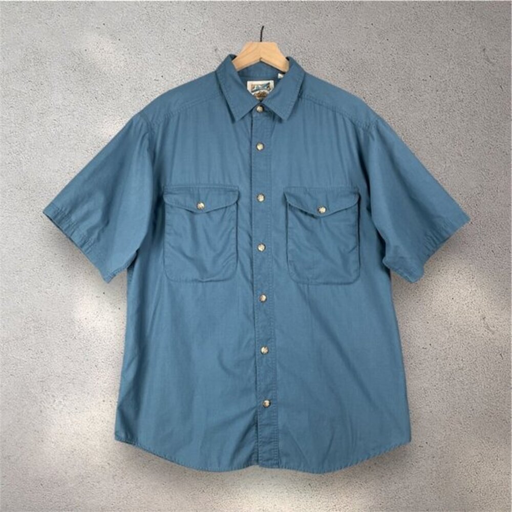 TravelSmith Short Sleeve Button Up Shirt Men’s Large Blue Utility Pockets Casual